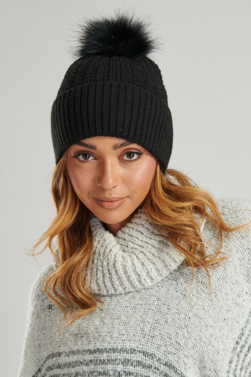 Cream fur cheap bobble hat