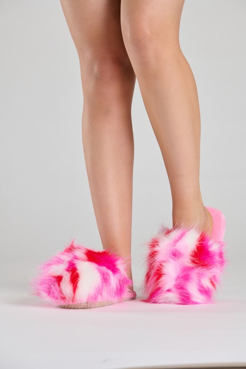 Hot pink fur online slippers